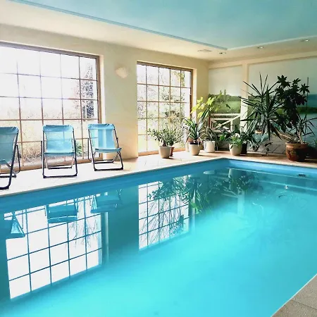 Ein Bett Im Kornfeld - Haus Fernweh - Innenpool * Schonfeld (Mecklenburgische Seenplatte)